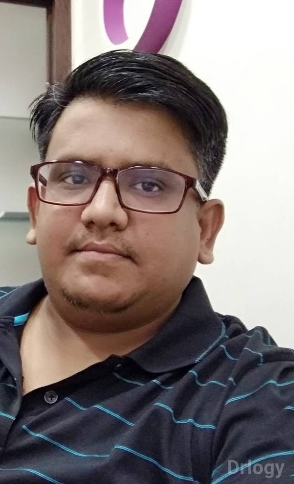 Dr. Mohan Darbastwar in Pune