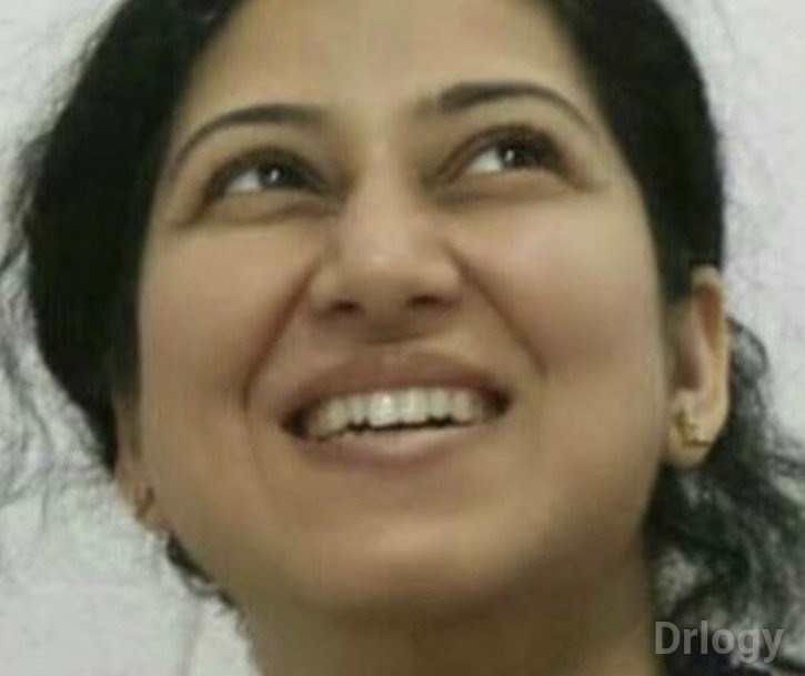 Dr. Monika Ghuliani in New Delhi