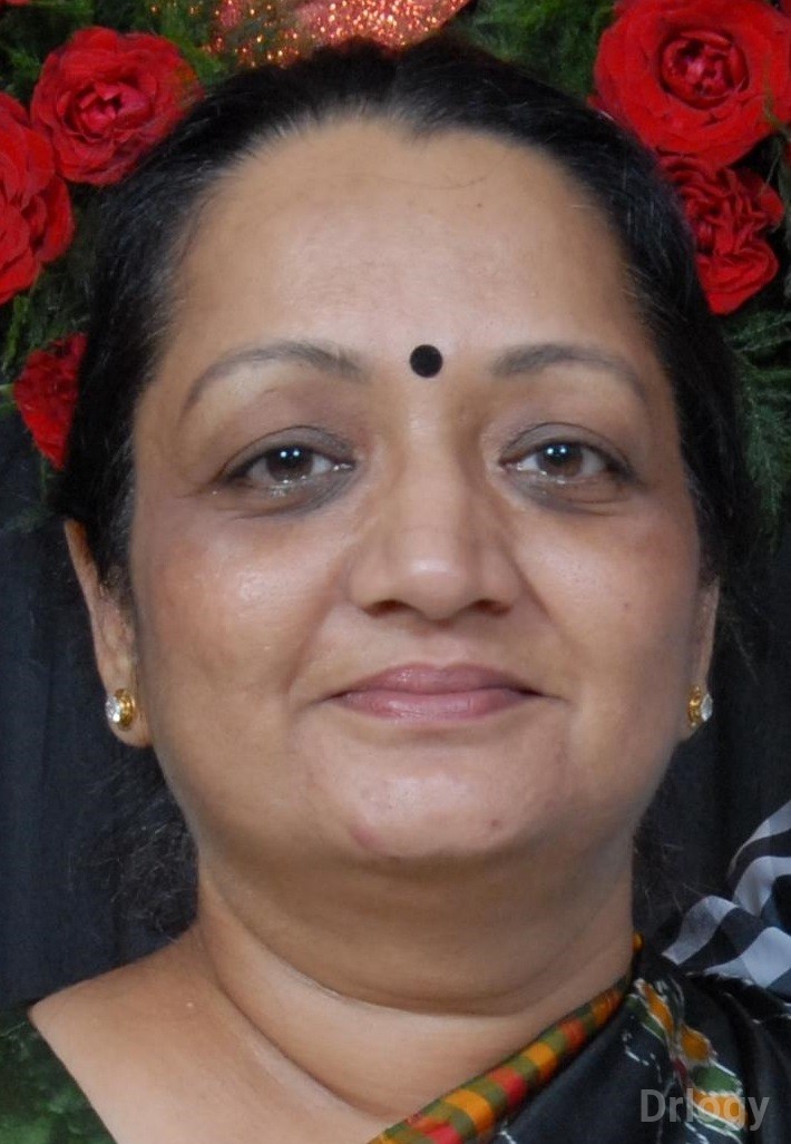 Dr. Nandini Rastogi