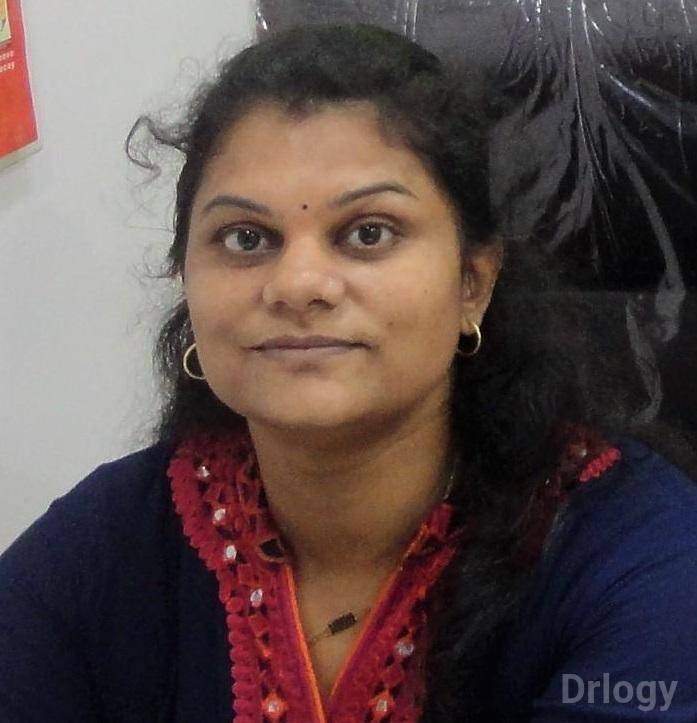 Dr. Nandita Kolhe in Mumbai