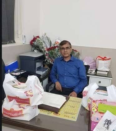 Dr. Naseruddin Ansari