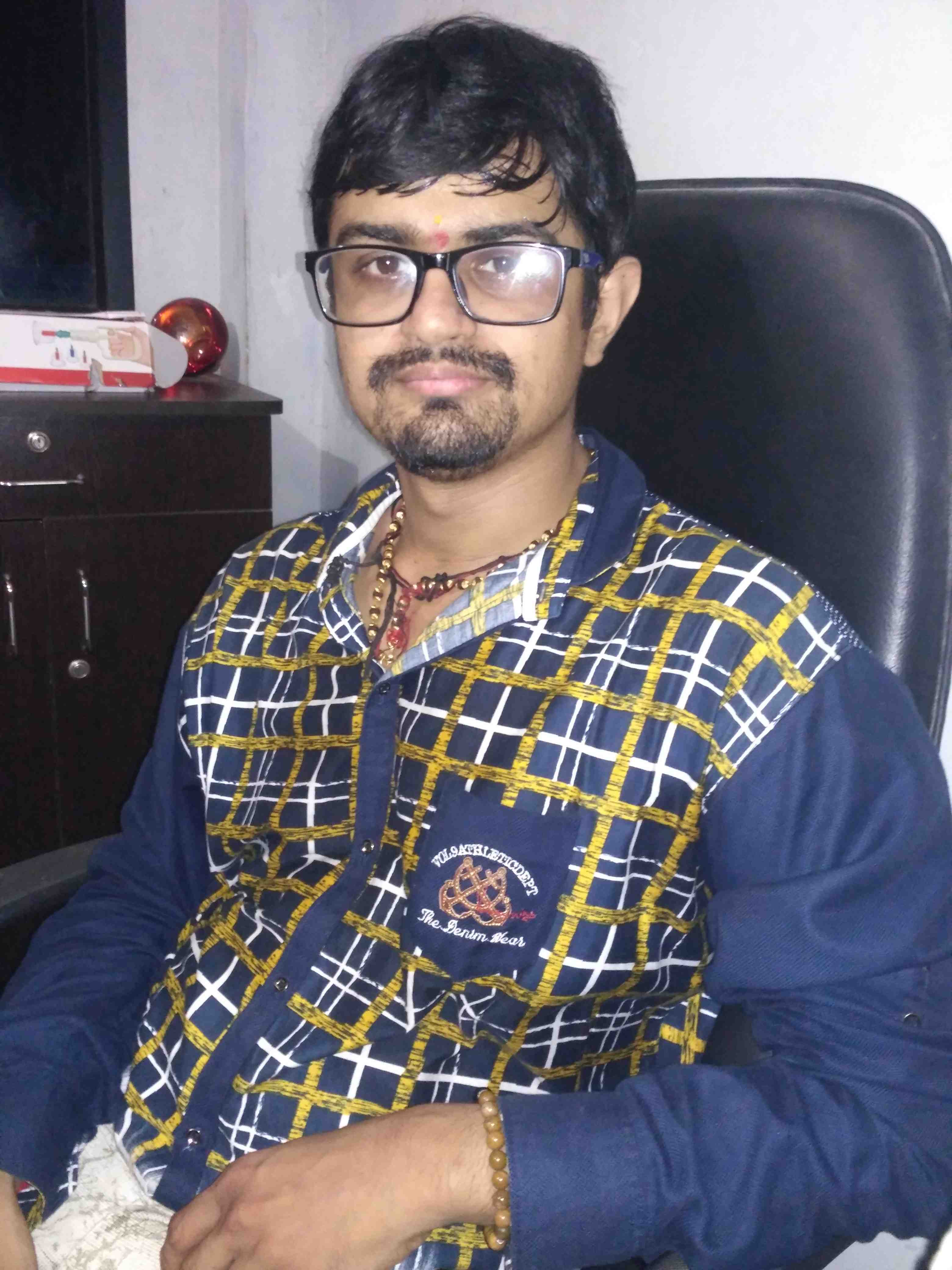 Dr. Neel shah in Surat