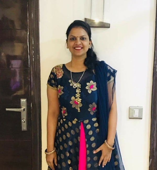 Dr. Neha Dalmia in Mumbai