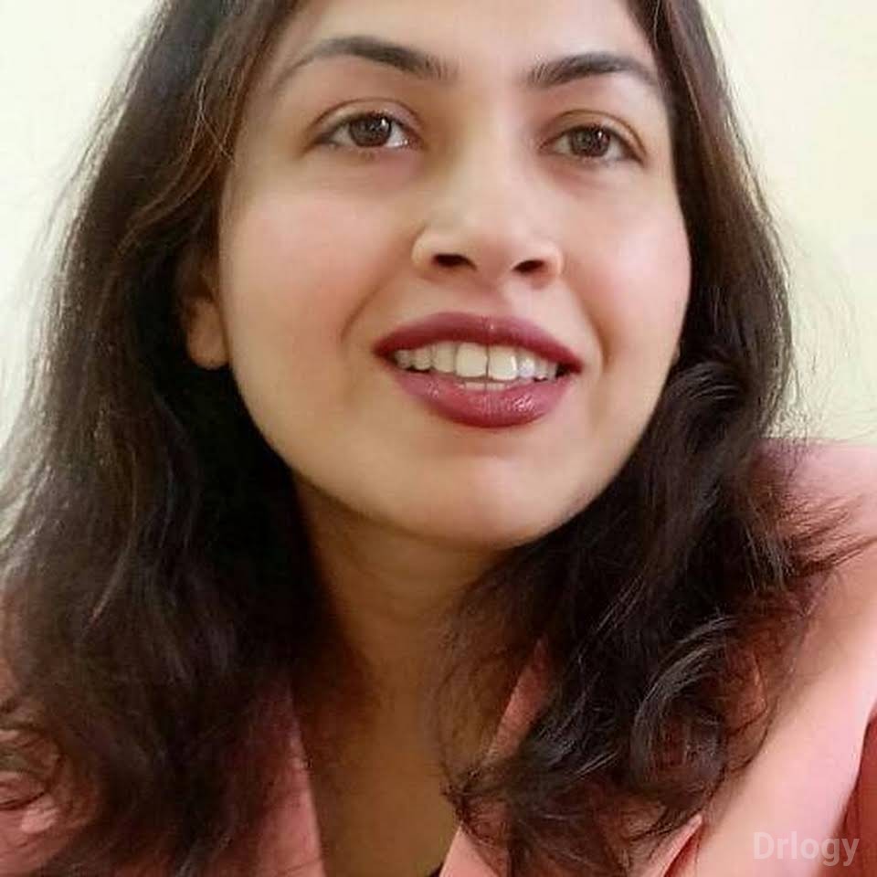 Dr. Neha Gera in New Delhi