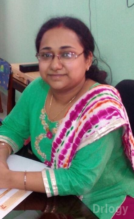 Dr. Nidhi Manglik