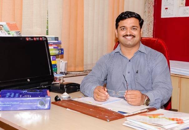 Dr. Nikhil Pande