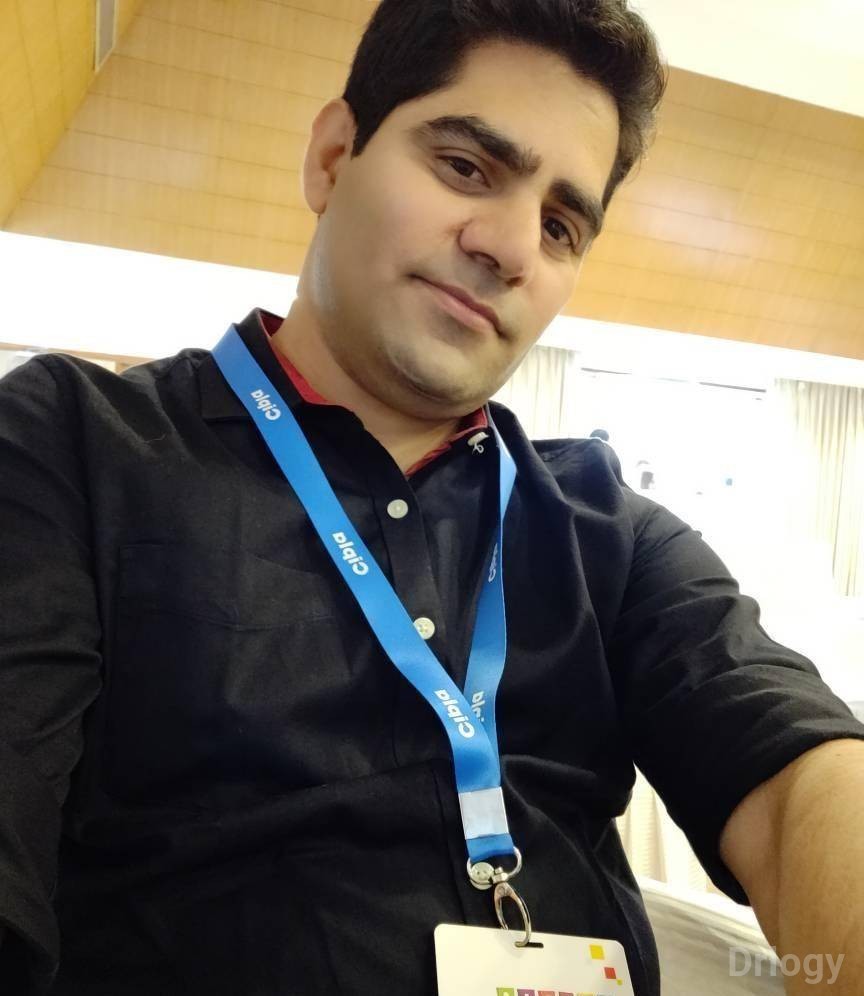 Dr. Nishant Mahajan
