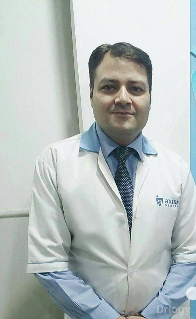 Dr. Nitin Bajaj