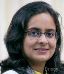 Dr. Nivedita Raizada in New Delhi