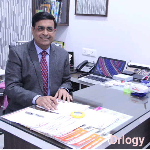 Dr. Pallav Agarwal in Moradabad