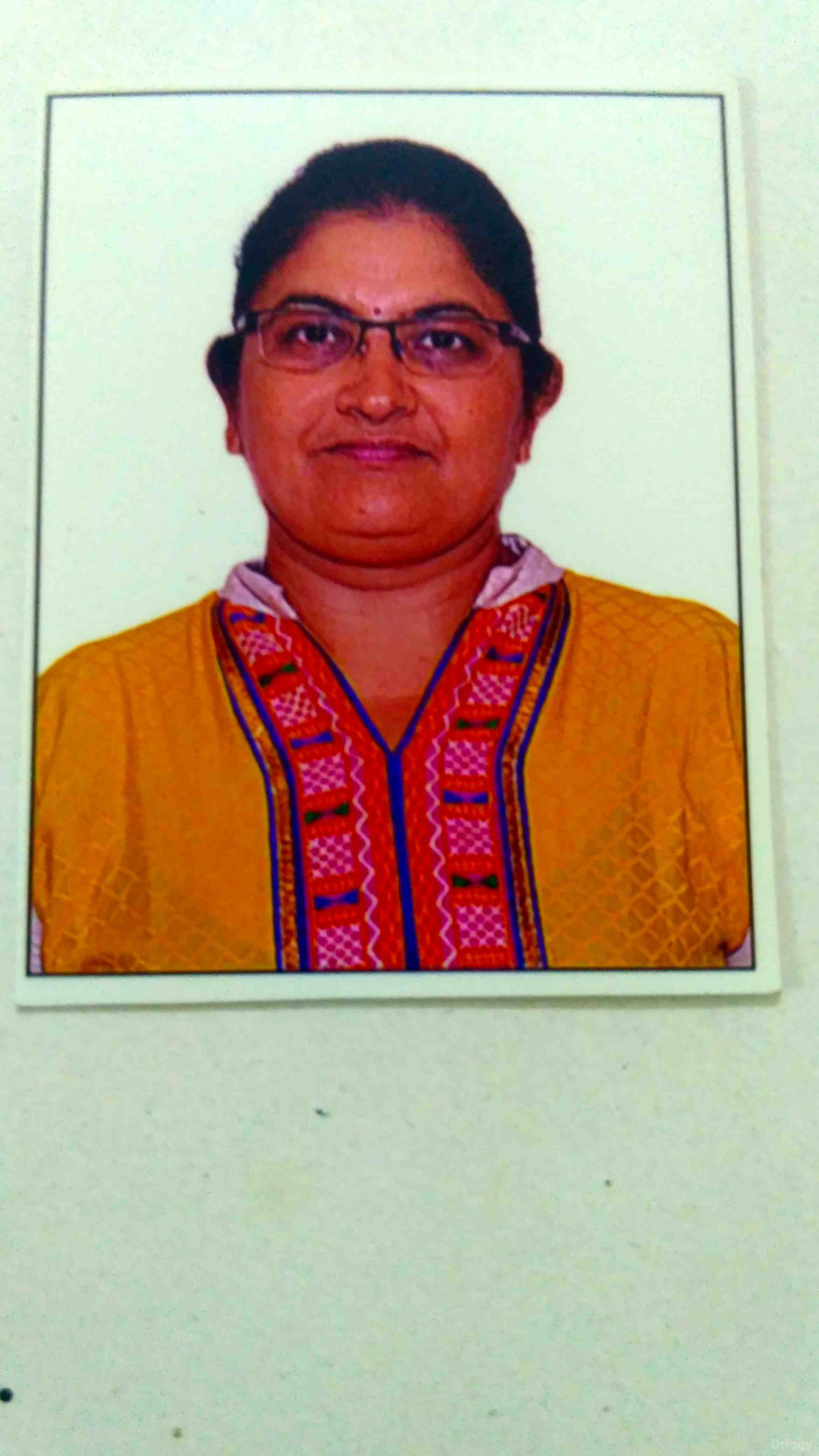 Dr. Parul Gandhi