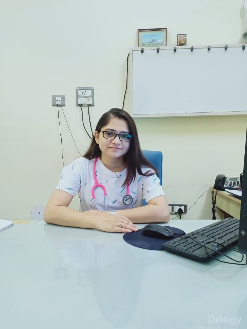 Dr. Poonam Umaretiya Akbari