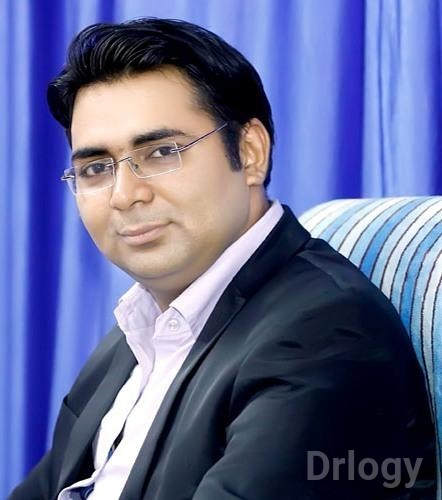 Dr. Pranav Kumar in Patna