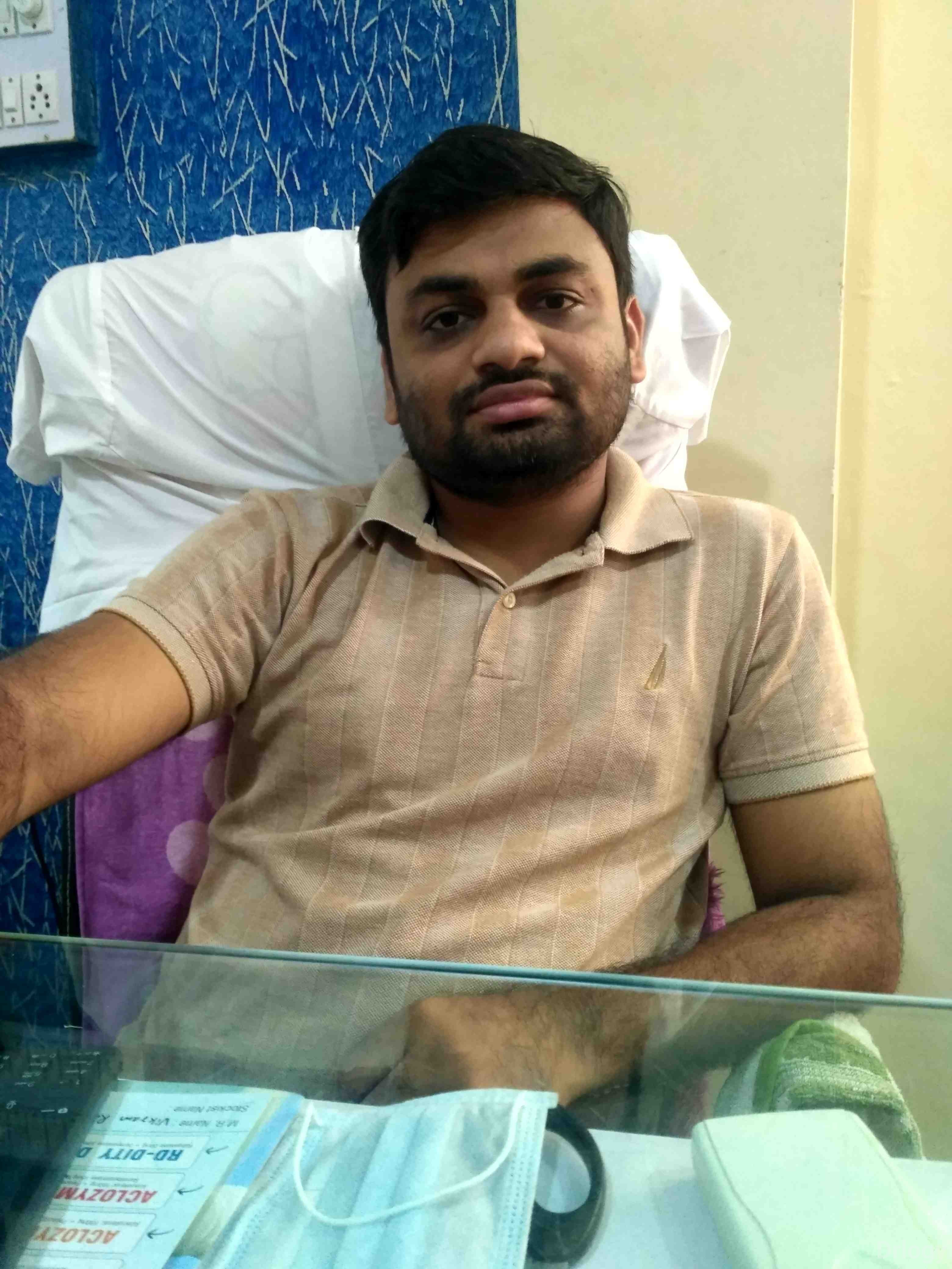 Dr. Prashant Akbari in Surat