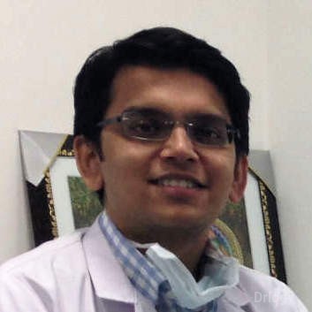 Dr. Prateek Kumar in New Delhi
