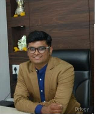 Dr. Pratik Shah in Vadodara