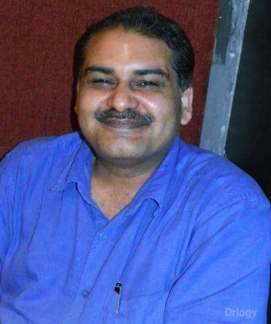 Dr. Prof Vineet Vinayak