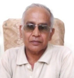 Dr. Rajeev Saxena in Bhopal