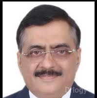Dr. Rajiv Khanna in Lucknow