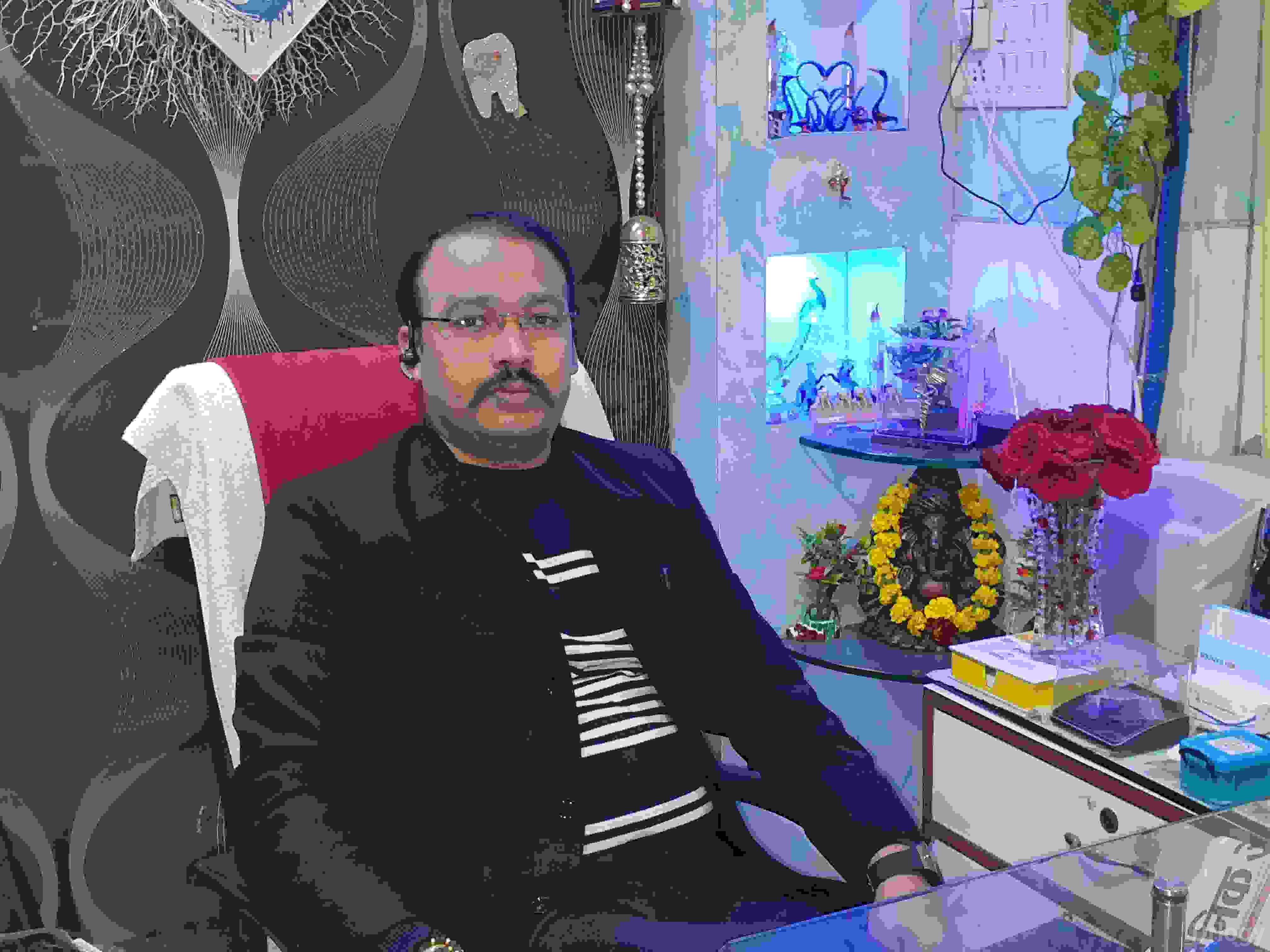 Dr. Rajneesh Singh in Prayagraj Dr. Rajneesh Singh in Prayagraj