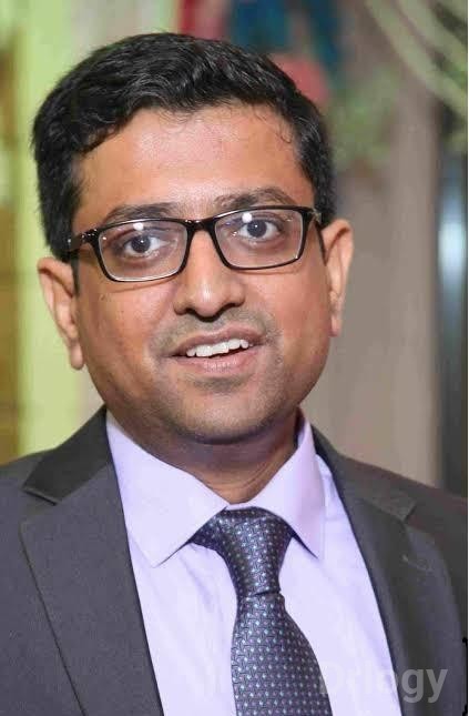 Dr. Rajnish Sethi in New Delhi