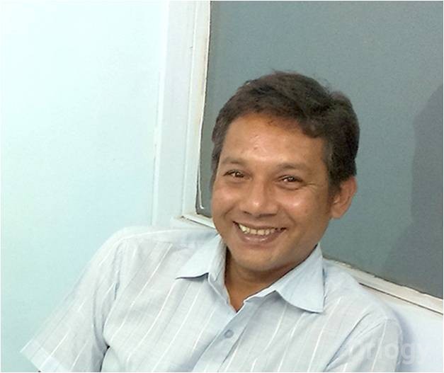 Dr. Randhir Rokade in Nashik