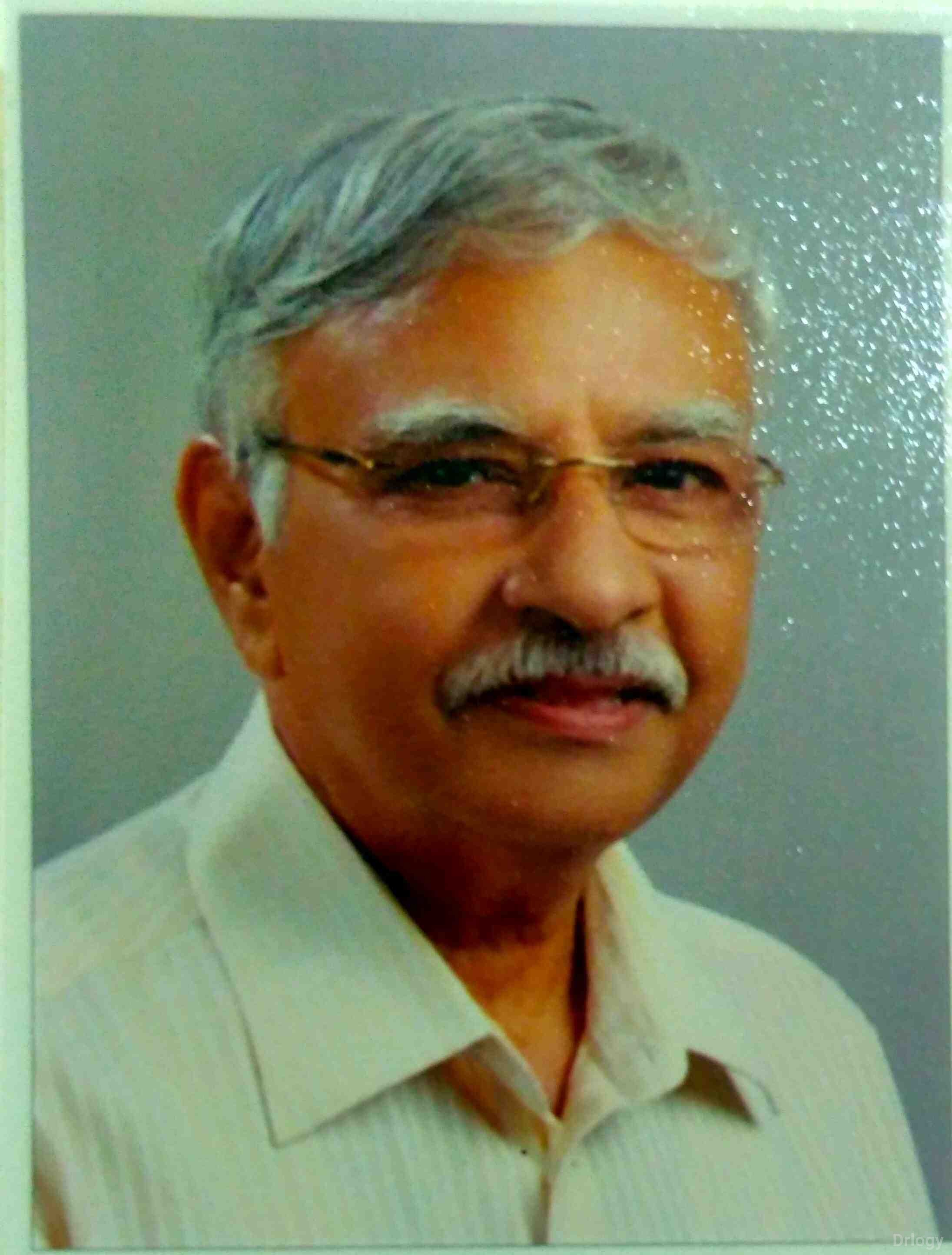 Dr. Rashmikant Gandhi