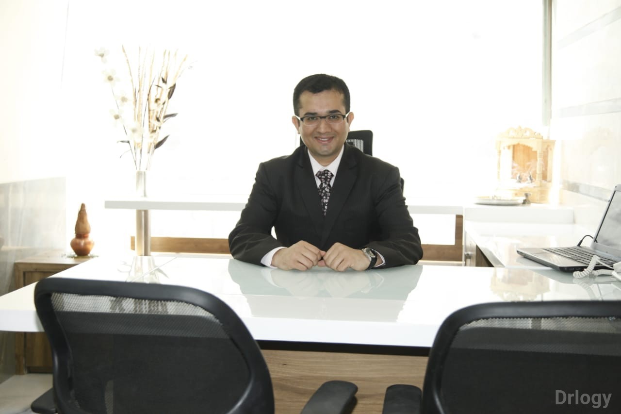 Dr. Rohan Thakkar