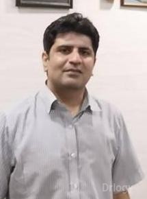 Dr. Rohit Anand in Lucknow