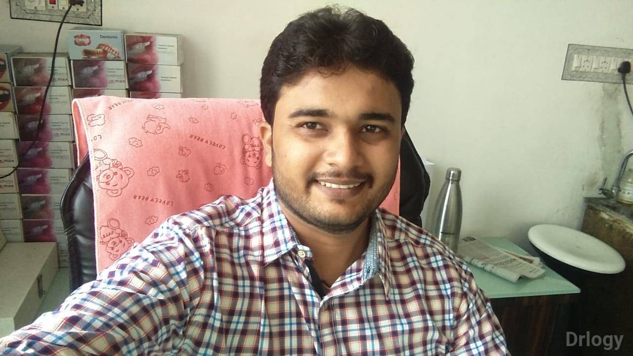 Dr. Rohit Dholakiya in Surat Dr. Rohit Dholakiya in Surat