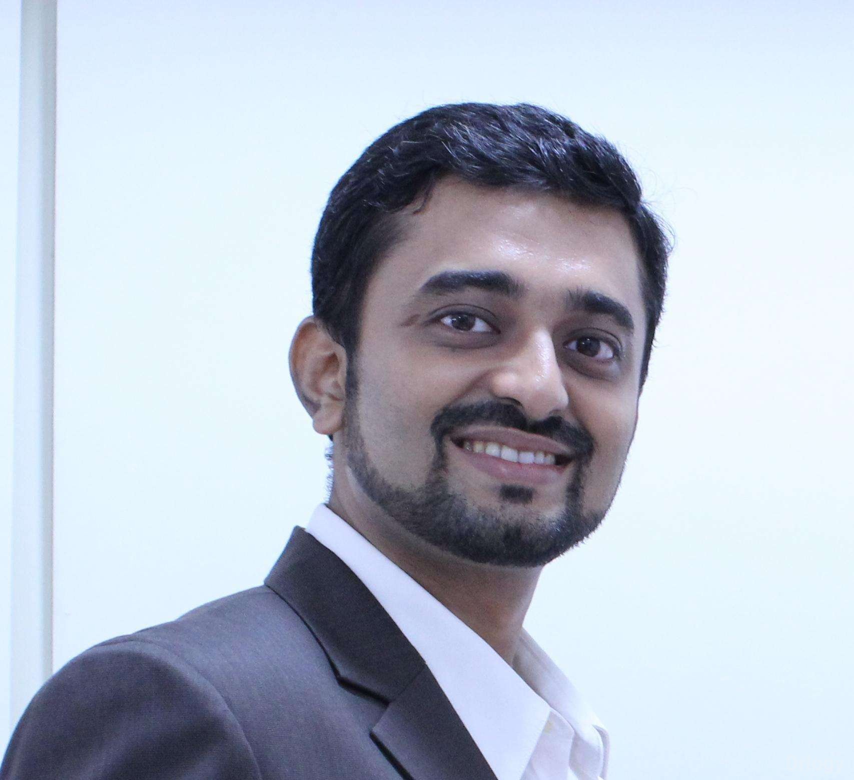 Dr. Rohit Sabnis