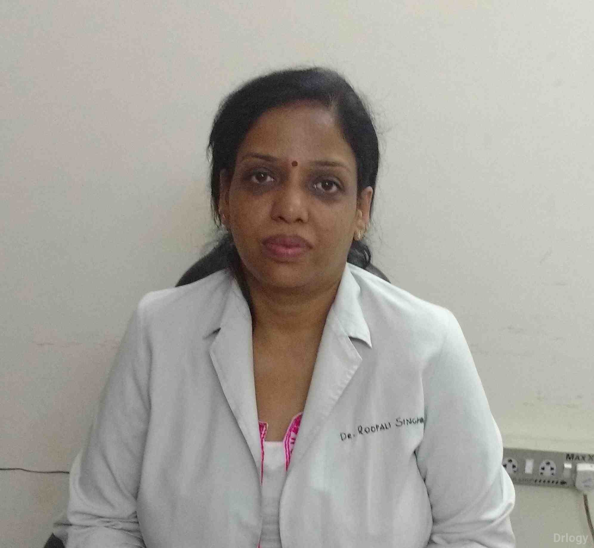 Dr. Roopali Singhal