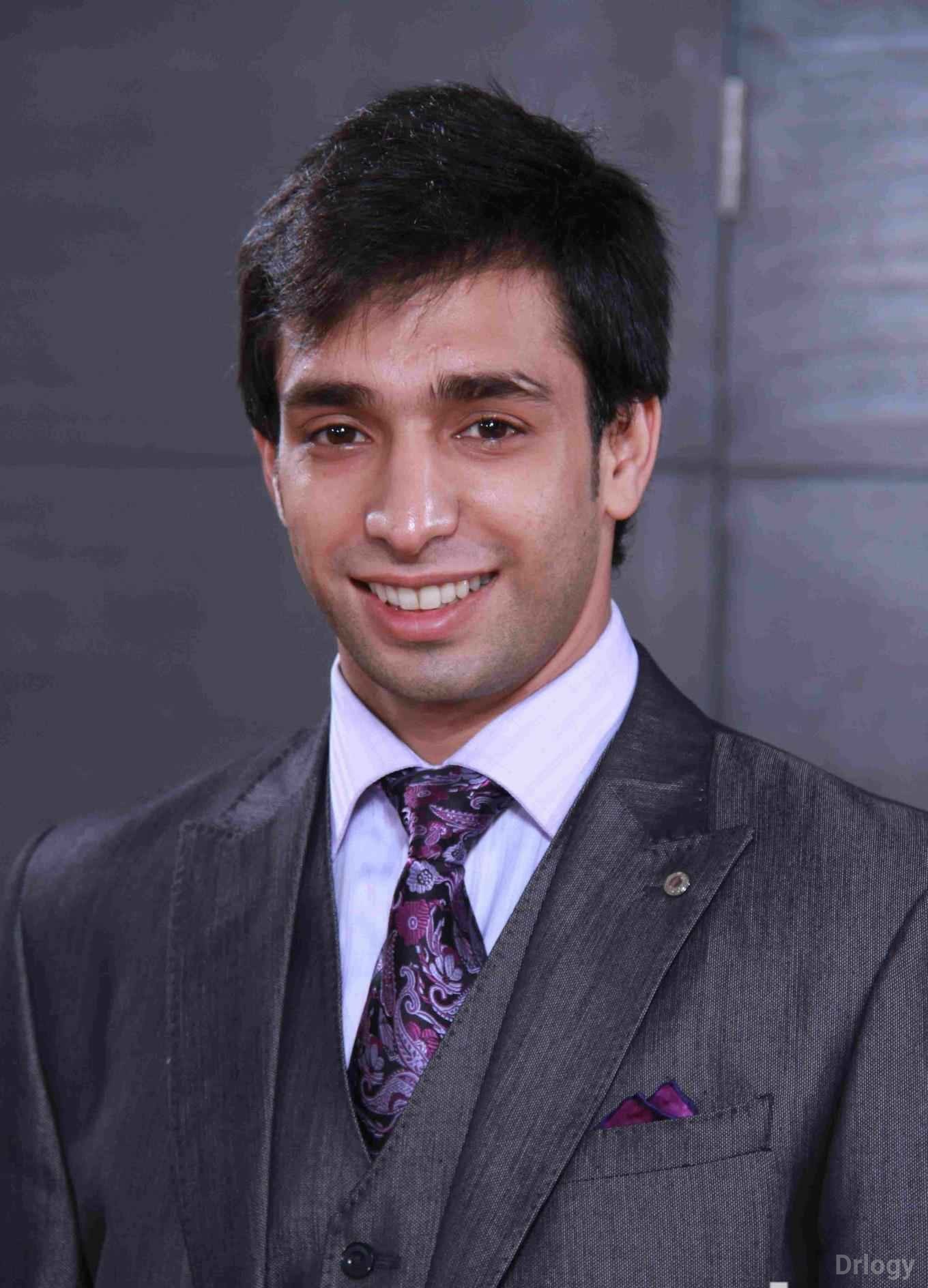 Dr. Ruchir Kalra
