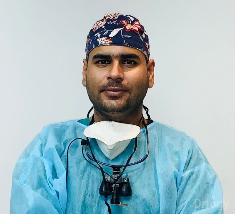 Dr. Saket Kashyap