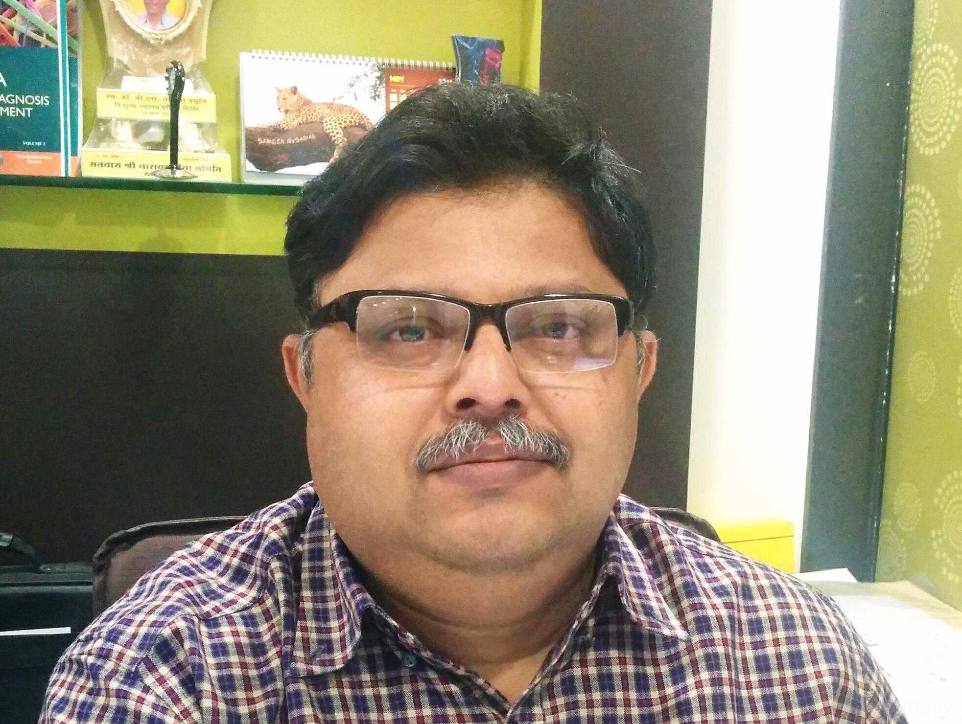 Dr. Sameer Nivsarkar in Indore