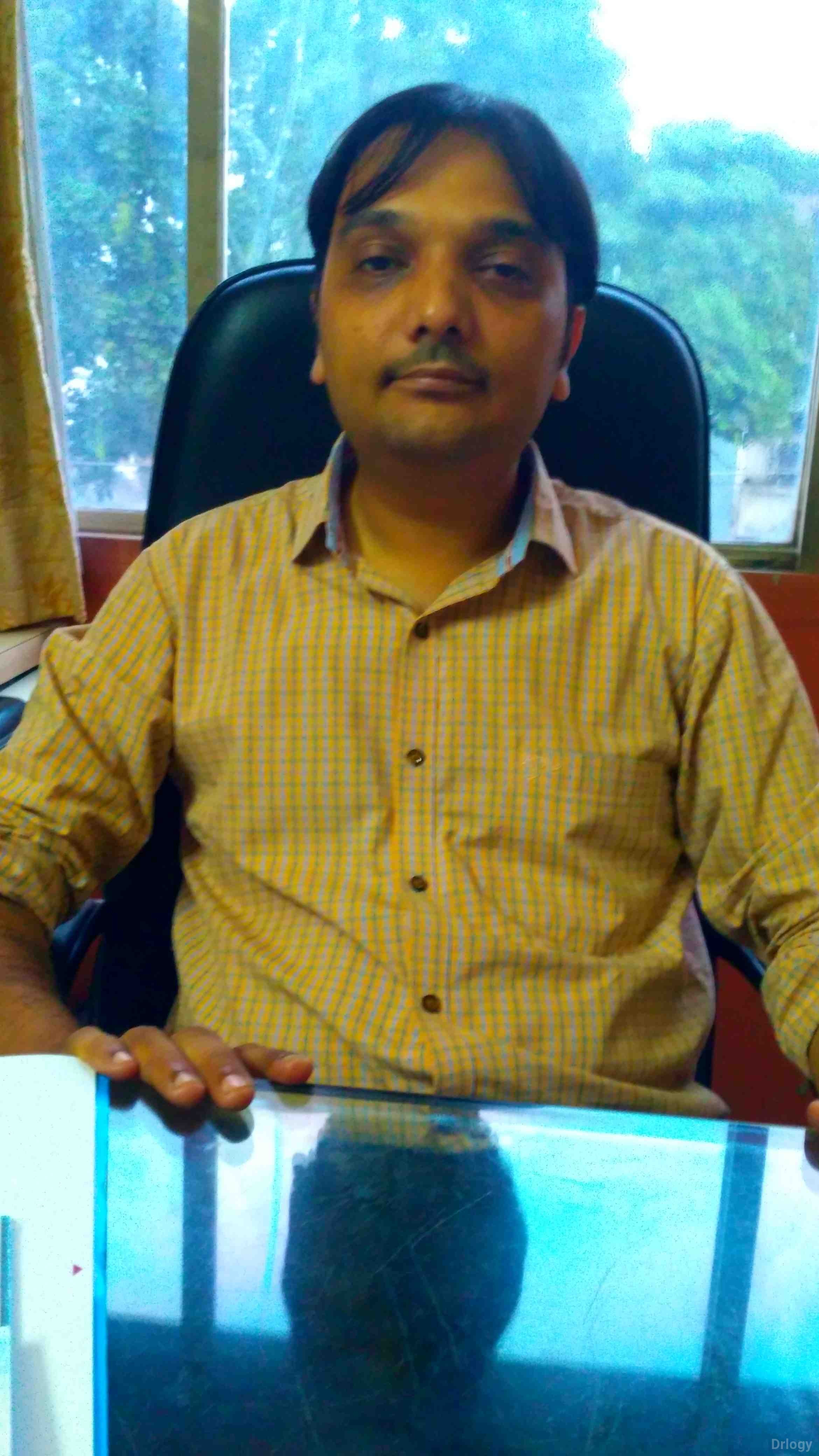 Dr. Samir Vadher