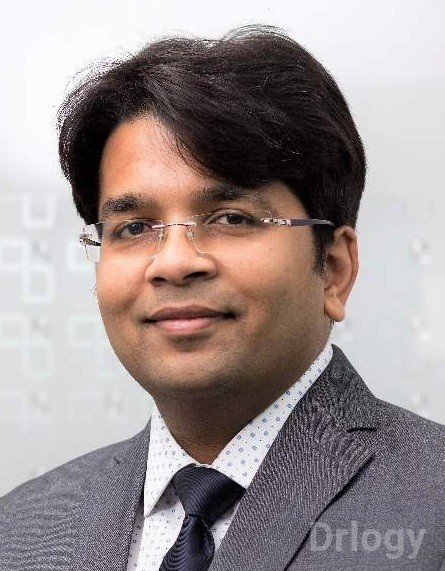 Dr. Saurabh Shrivastava