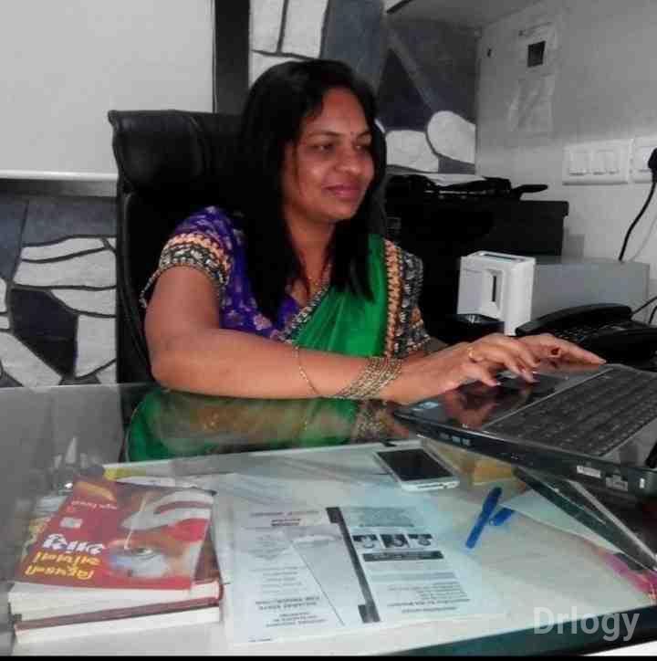 Dr. Sheela Malaviya Akbari