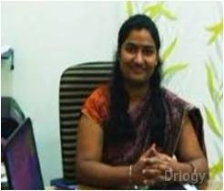 Dr. Shraddha Chaudhari in Nashik
