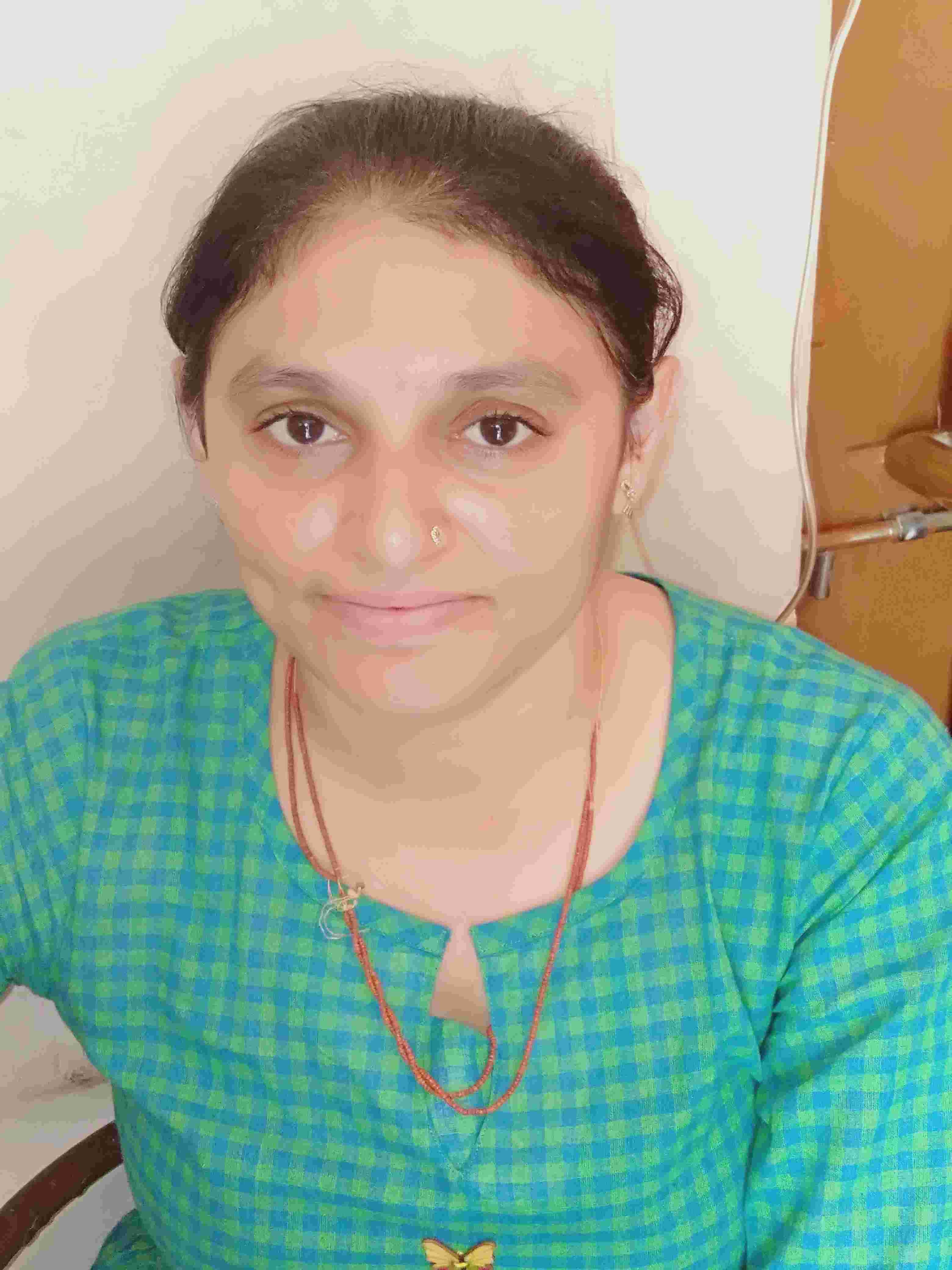 Dr. Shraddha rathod in Rajkot