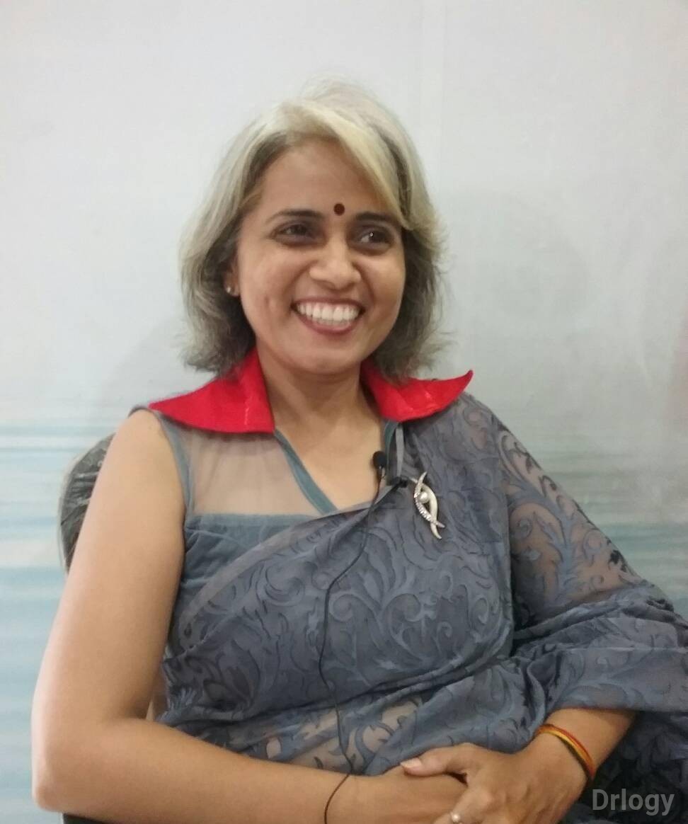 Dr. Smita Chakote in Solapur