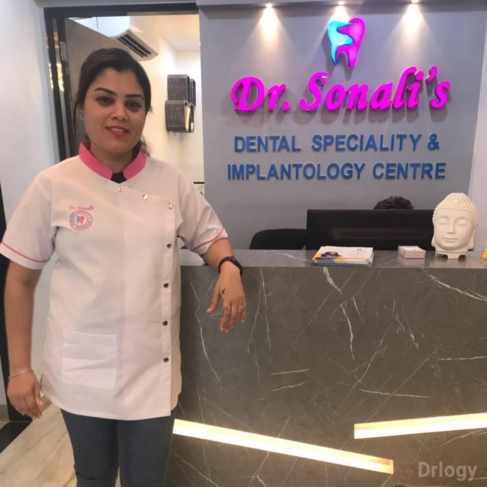 Dr. Sonali Vanmali in Mumbai
