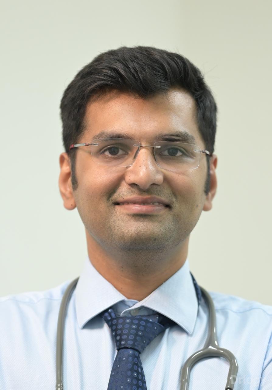 Dr. Srikant Mohta