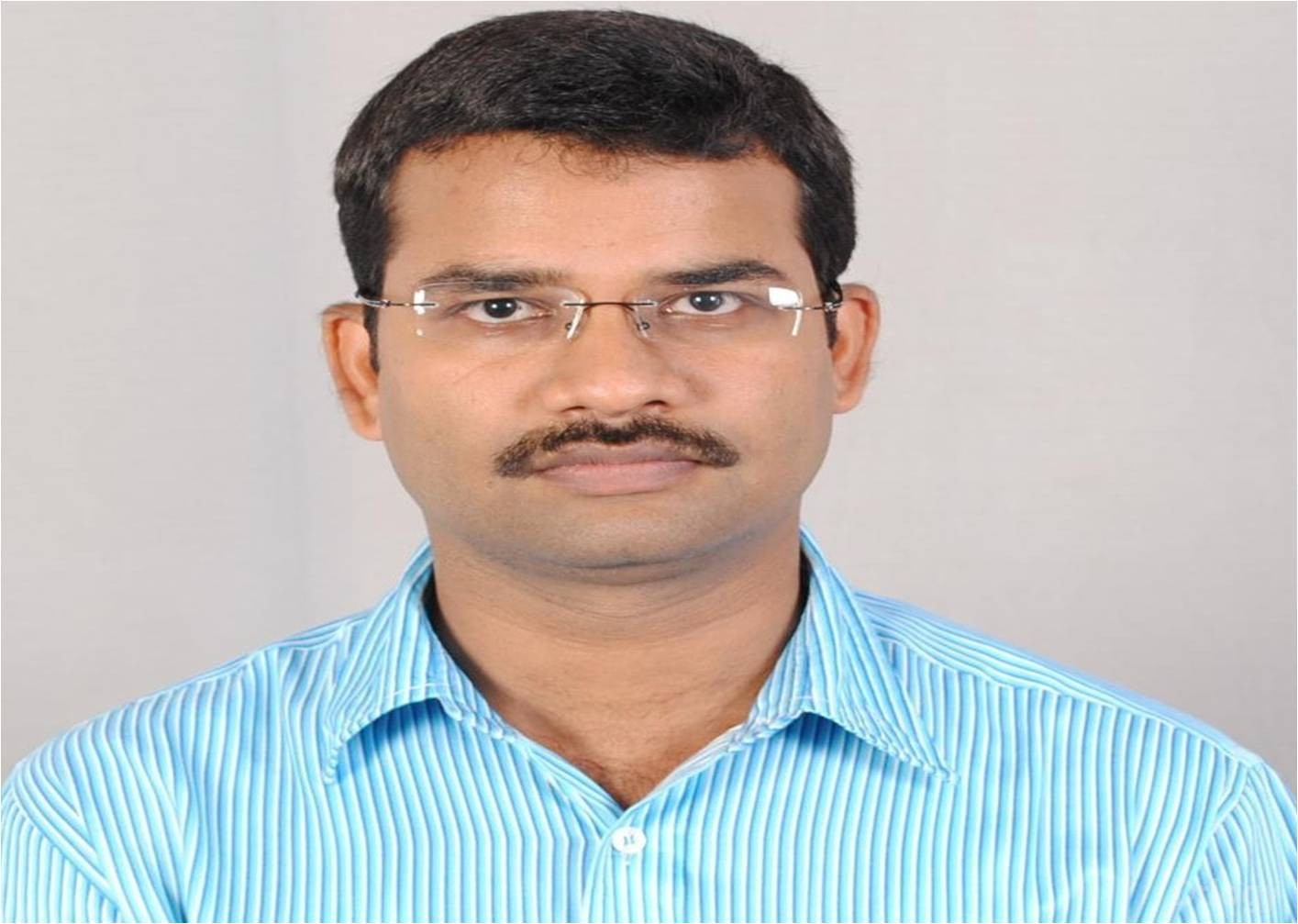 Dr. Sumit Chandak