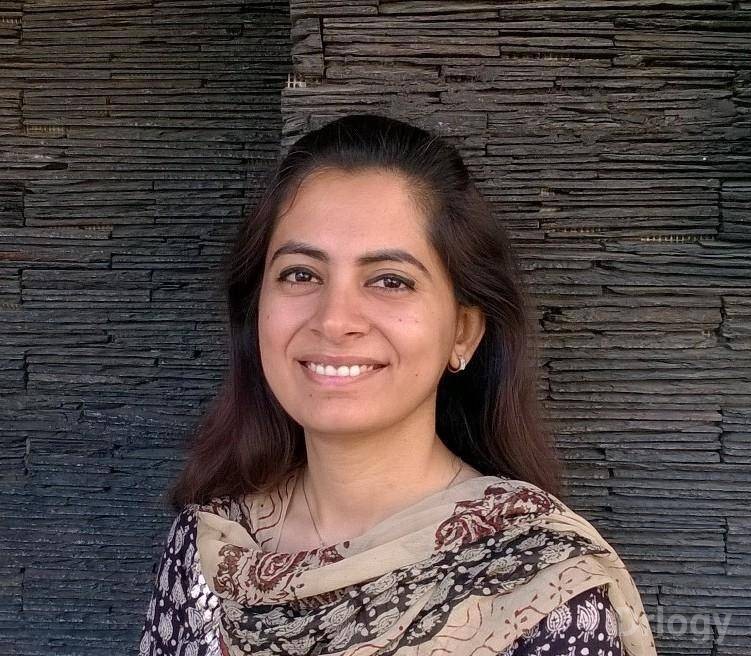 Dr. Surbhi Wadhwani