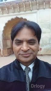 Dr. Suresh Garg in New Delhi
