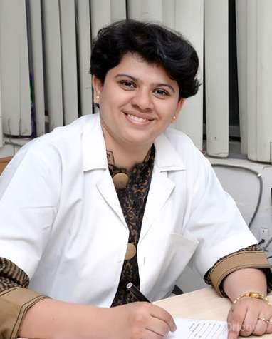 Dr. Tanwangee Joag Kulkarni in Solapur