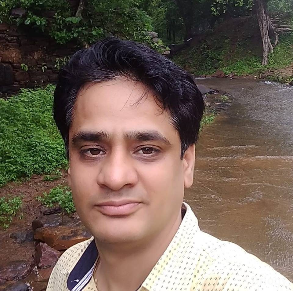 Dr. Tarun bahararni in Jabalpur