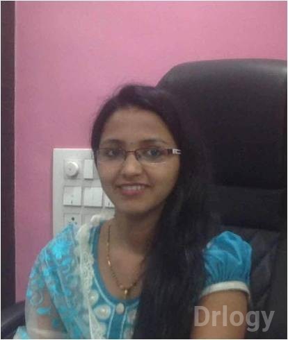 Dr. Trupti Desale Surana in Nashik