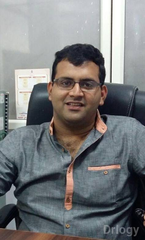 Dr. Vaibhav Maheshwari